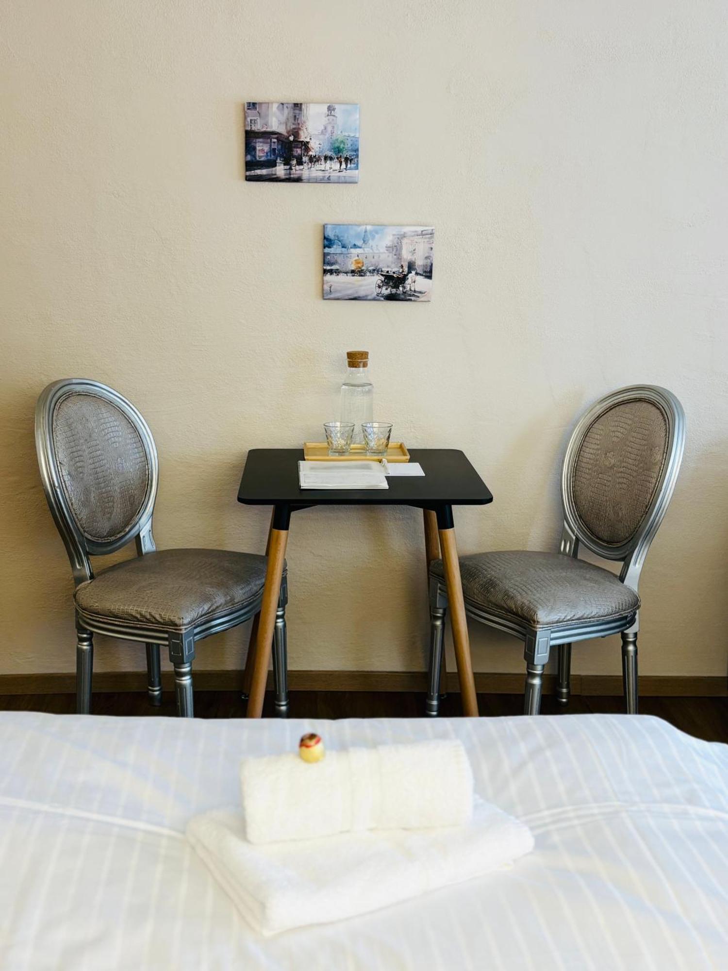 Apt. Stone-Lodge Salisburgo Esterno foto